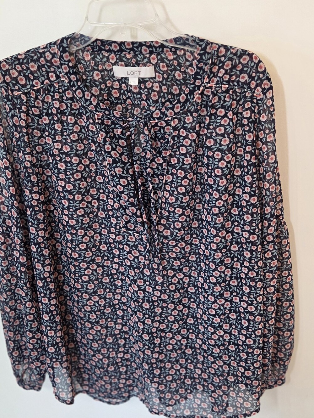 Ann Taylor Loft Sheer Floral Long Sleeve Blouse Shirred Split V-Neck w/Tie Large
